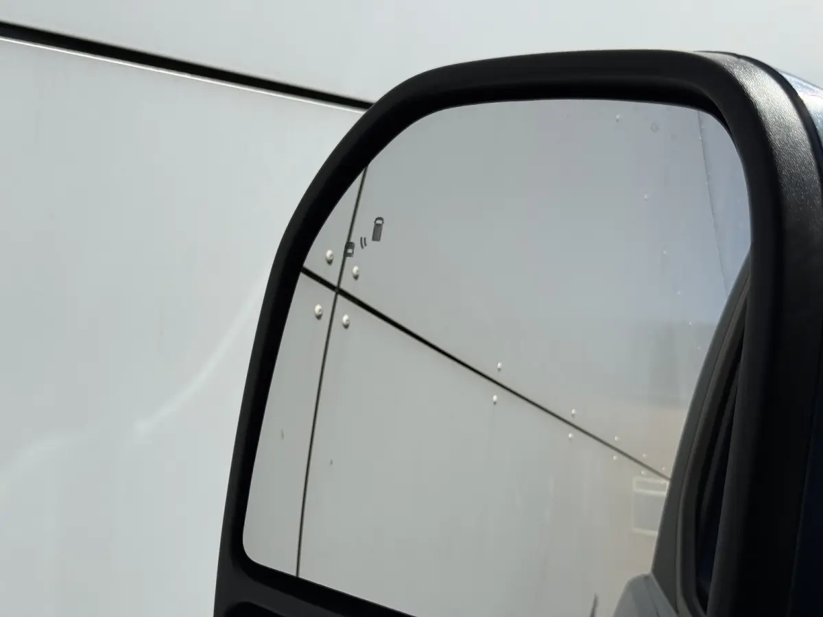Tourneo Custom 233PK PHEV