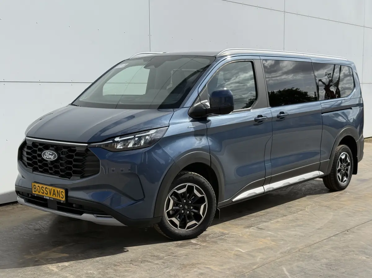 Tourneo Custom 233PK PHEV