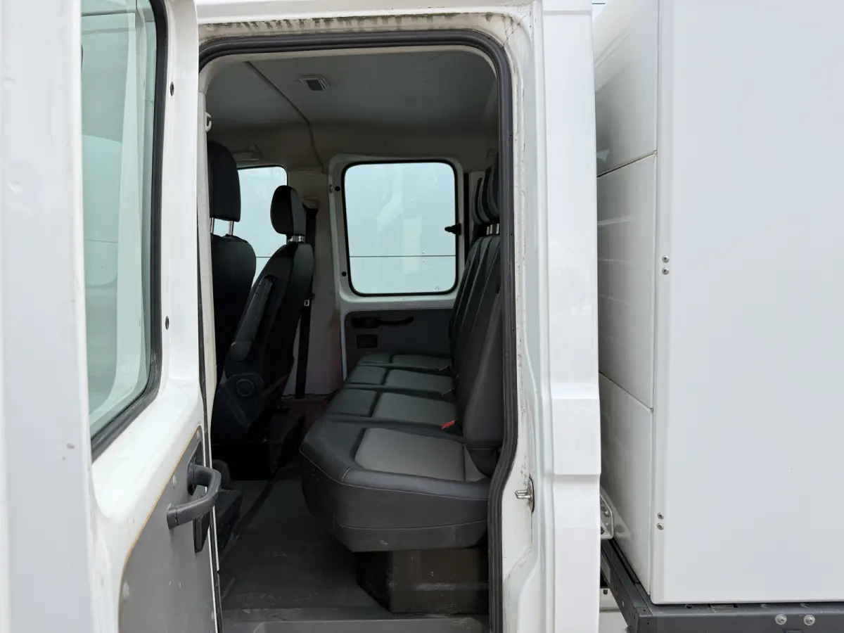 3.140 2.0 TDI Automaat Open Laadbak Kist Dubbele cabine 6-persoons Airco Trekhaak Navigatie Carplay Pritische Pickup Open Box