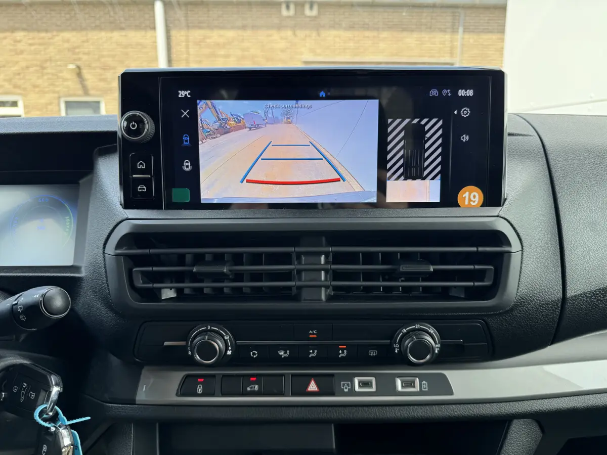 Proace 75kWh