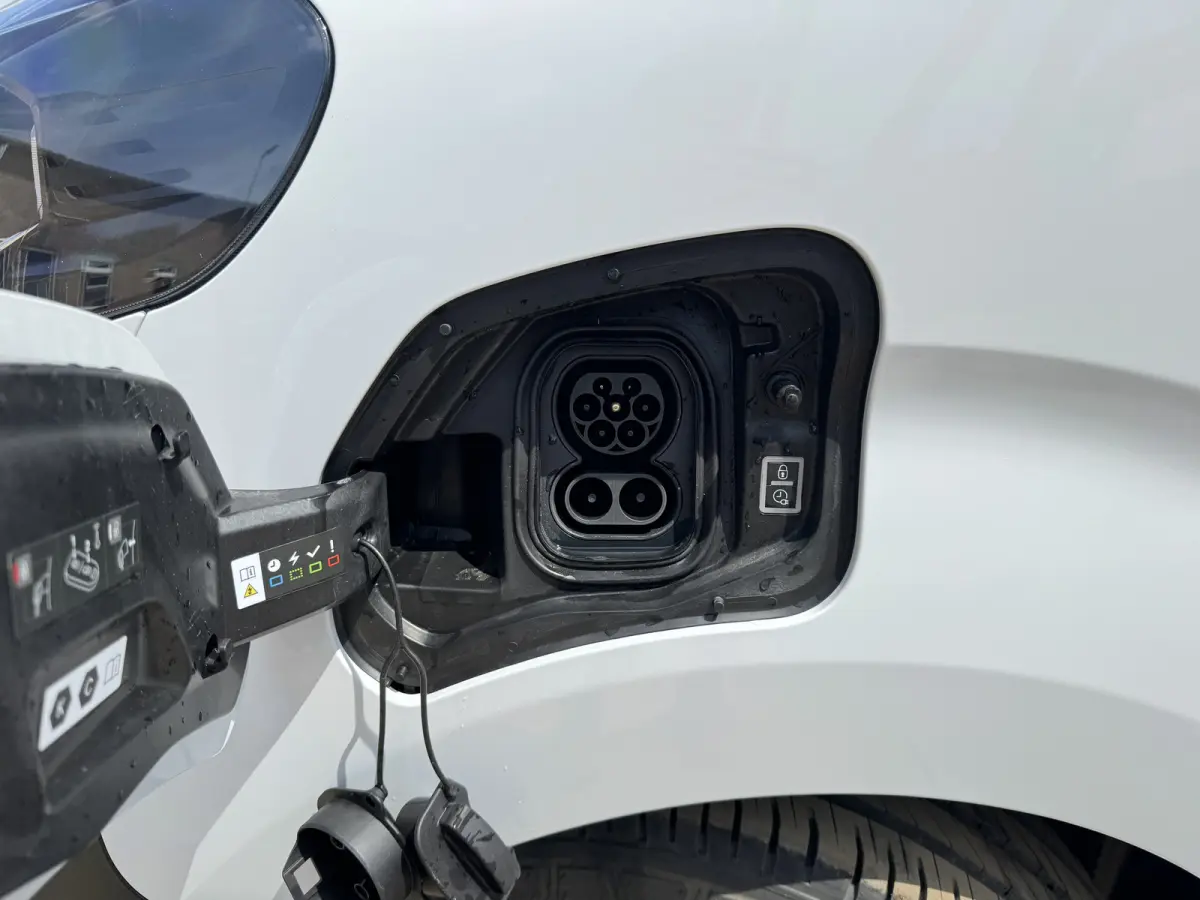 Proace 75kWh