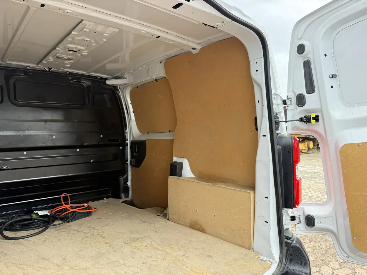 e-Scudo 50 kWh 136PK