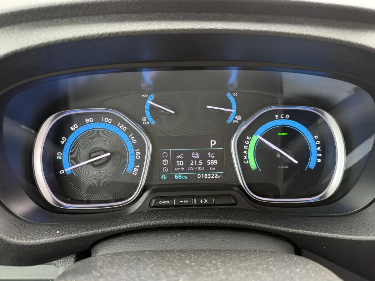 e-Scudo 50 kWh 136PK