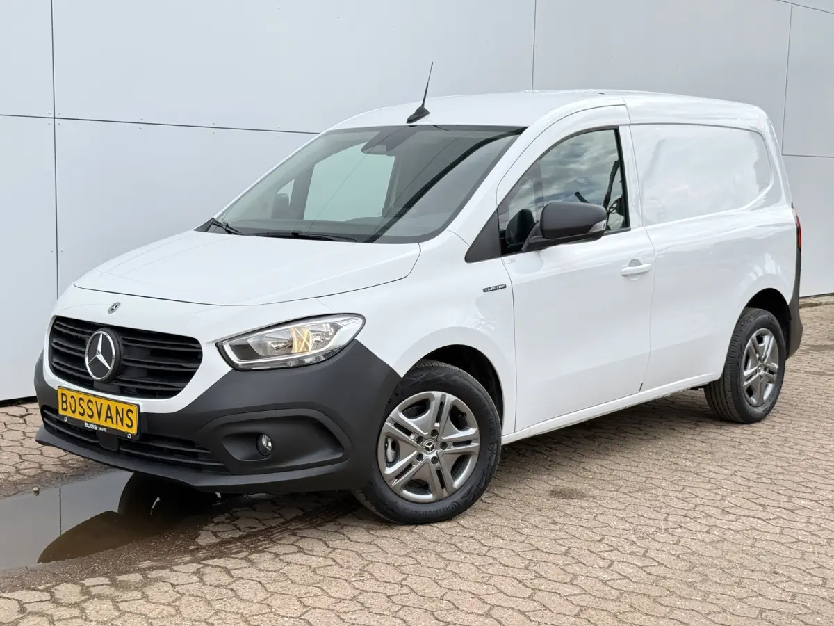 Pro 51kWh 122PK Nieuw! L1 Elektrisch 300km WLTP 75KW Snelladen Climate Control Cruise Control Carplay Camera Parkeersensoren Achter