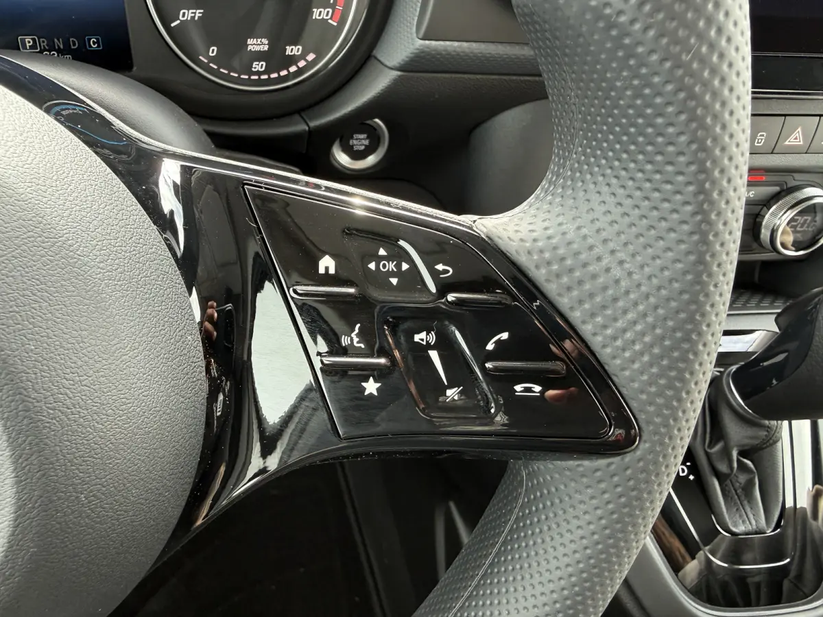 Pro 51kWh 122PK Nieuw! L1 Elektrisch 300km WLTP 75KW Snelladen Climate Control Cruise Control Carplay Camera Parkeersensoren Achter