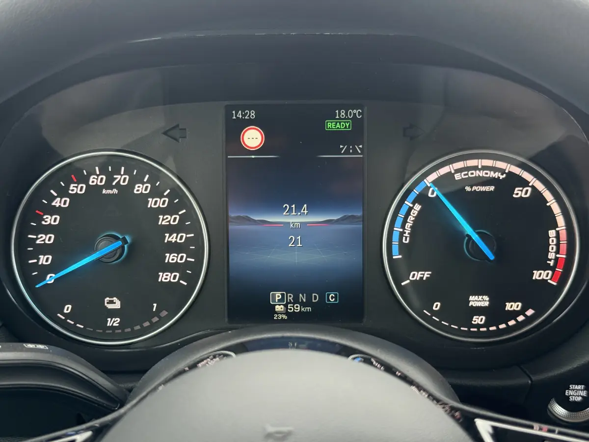 Pro 51kWh 122PK Nieuw! L1 Elektrisch 300km WLTP 75KW Snelladen Climate Control Cruise Control Carplay Camera Parkeersensoren Achter