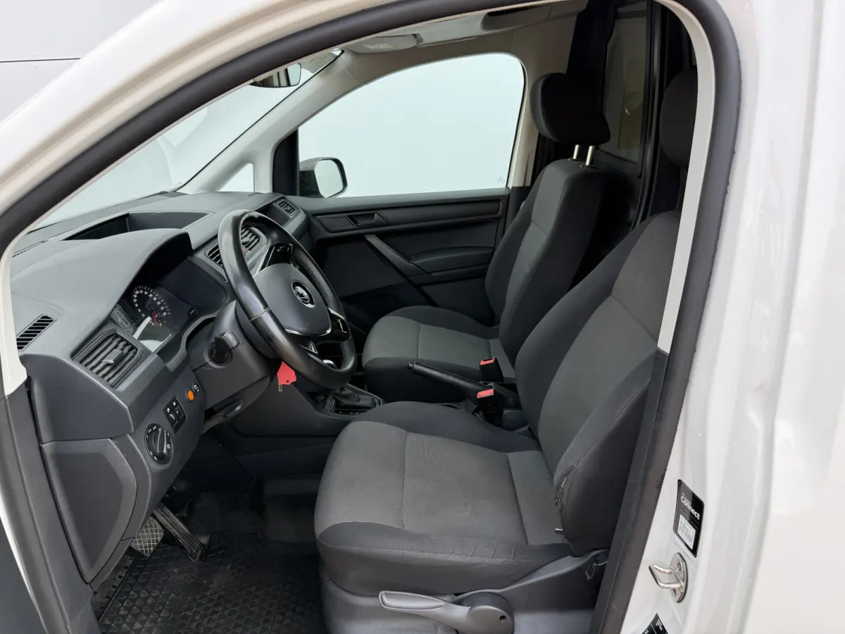 e-Caddy 37kWh 113PK L2 Elektrisch ABT Maxi 37,3kWh 159km WLTP LED Snelladen Trekhaak Airco Carplay Parkeersensoren Achter