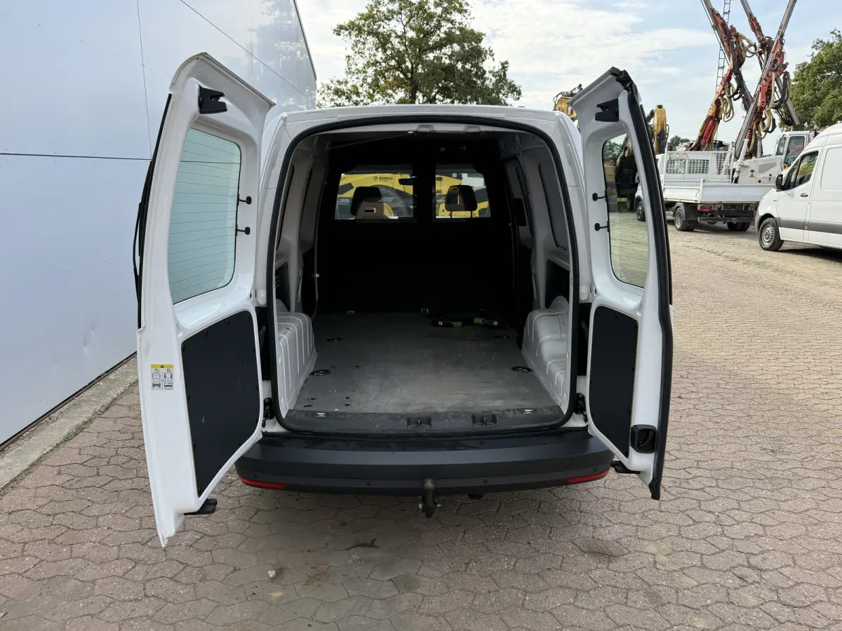 e-Caddy 37kWh 113PK L2 Elektrisch ABT Maxi 37,3kWh 159km WLTP LED Snelladen Trekhaak Airco Carplay Parkeersensoren Achter
