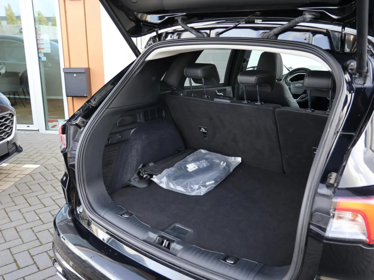 2.5 PHEV Vignale | trekhaak | Panoramadak| SOH 87%