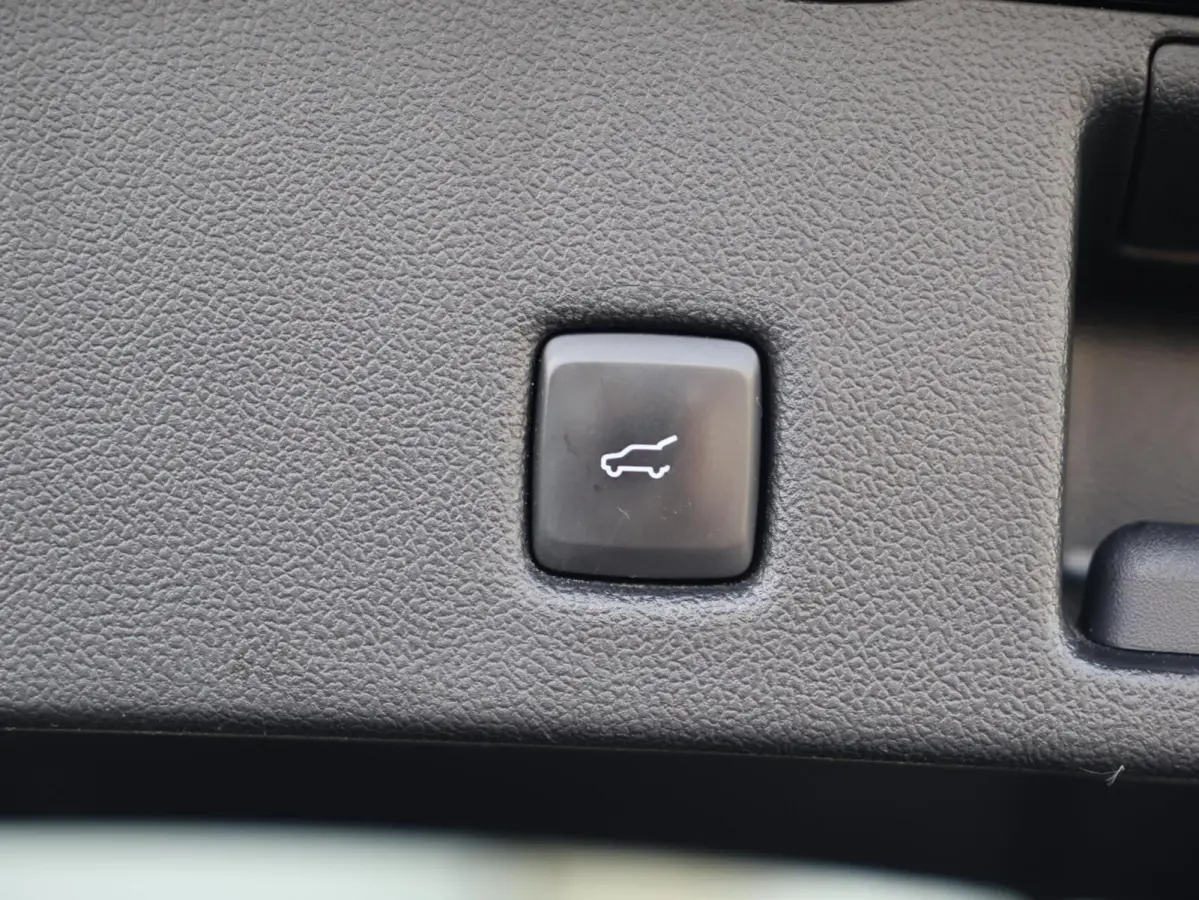 2.5 PHEV Vignale | trekhaak | Panoramadak| SOH 87%