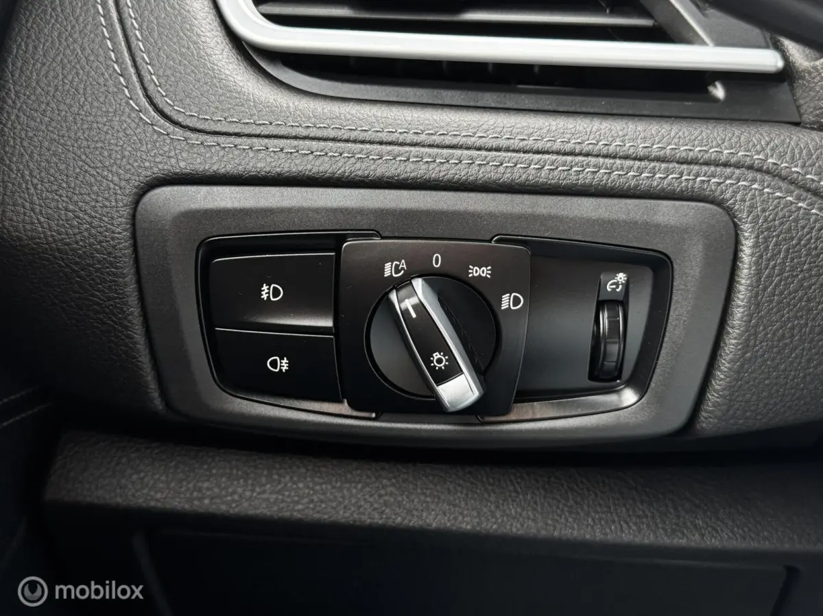 220i Luxury Line Camera*Leder*Head-Up