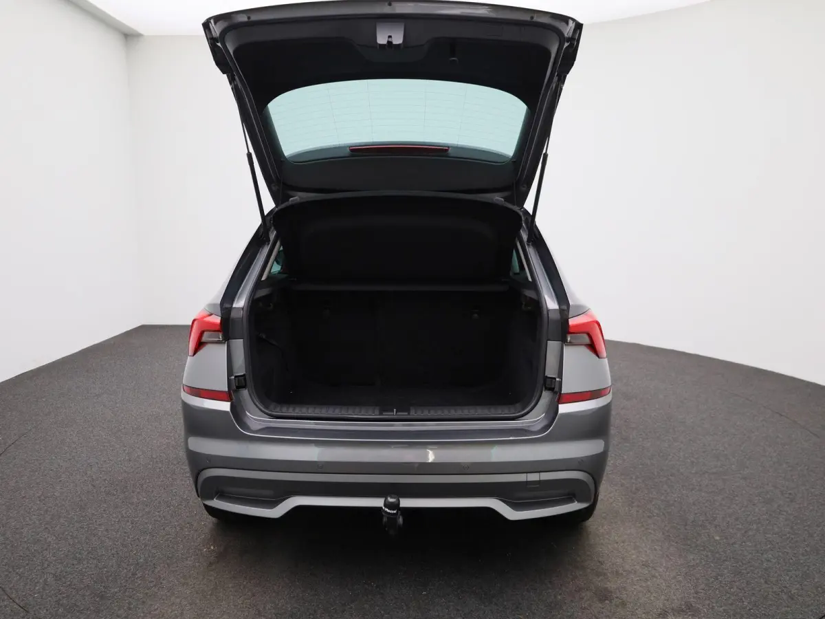 1.0 TSI Ambition | AIRCO | APPLE CARPLAY | ANDROID AUTO | CRUISE CONTROL | TREKHAAK |