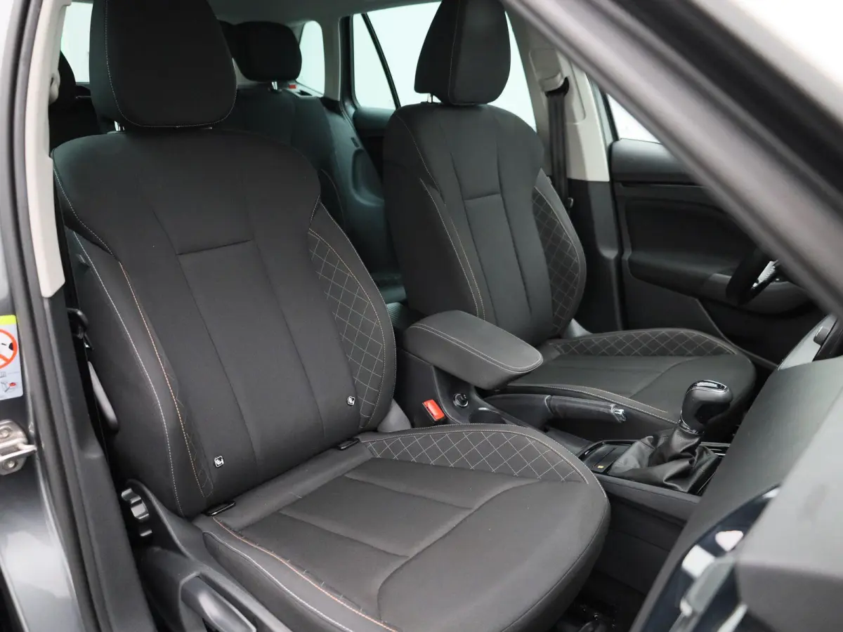 1.0 TSI Ambition | AIRCO | APPLE CARPLAY | ANDROID AUTO | CRUISE CONTROL | TREKHAAK |