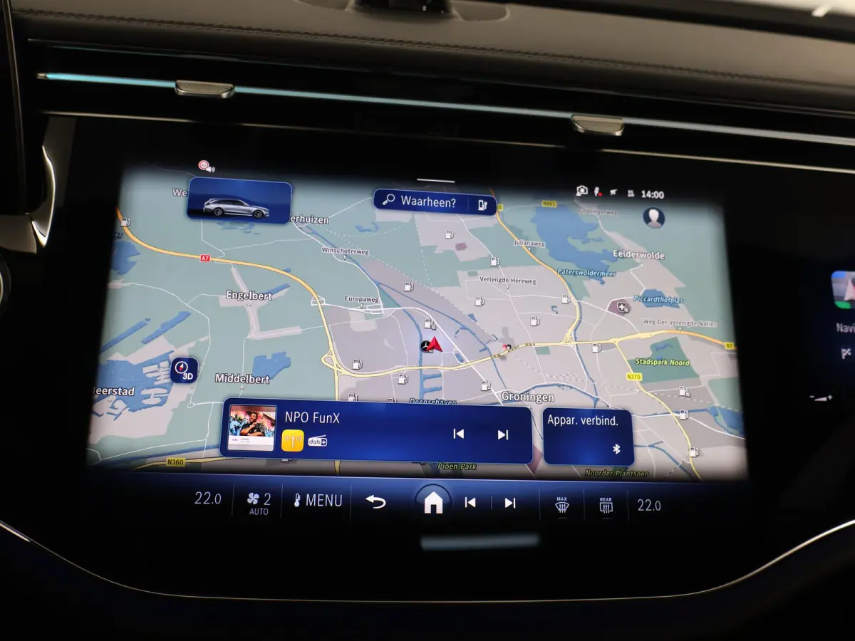 300e Sport Edition | Panoramaschuifdak | Trekhaak | Premium Pakket | 360°-camera | MBUX Superscreen | Burmester |