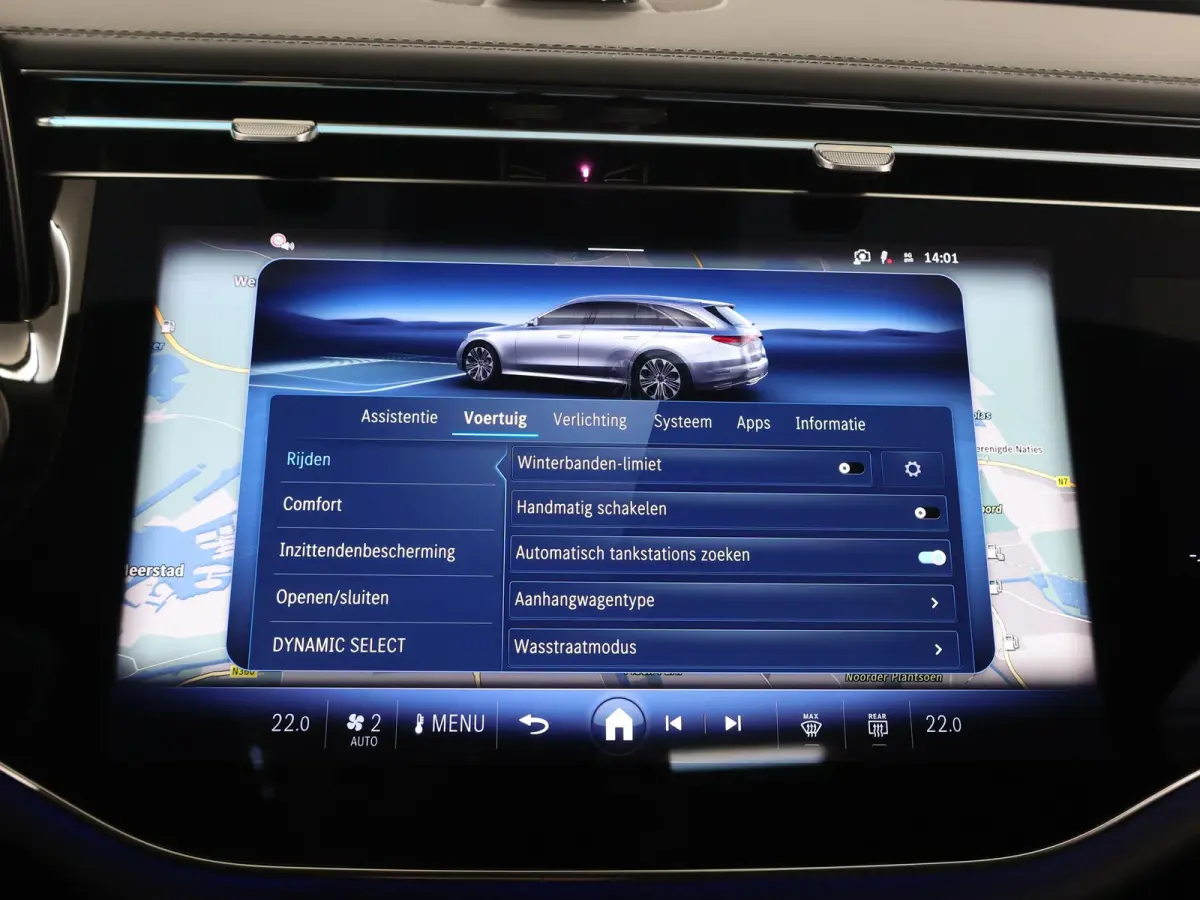 300e Sport Edition | Panoramaschuifdak | Trekhaak | Premium Pakket | 360°-camera | MBUX Superscreen | Burmester |