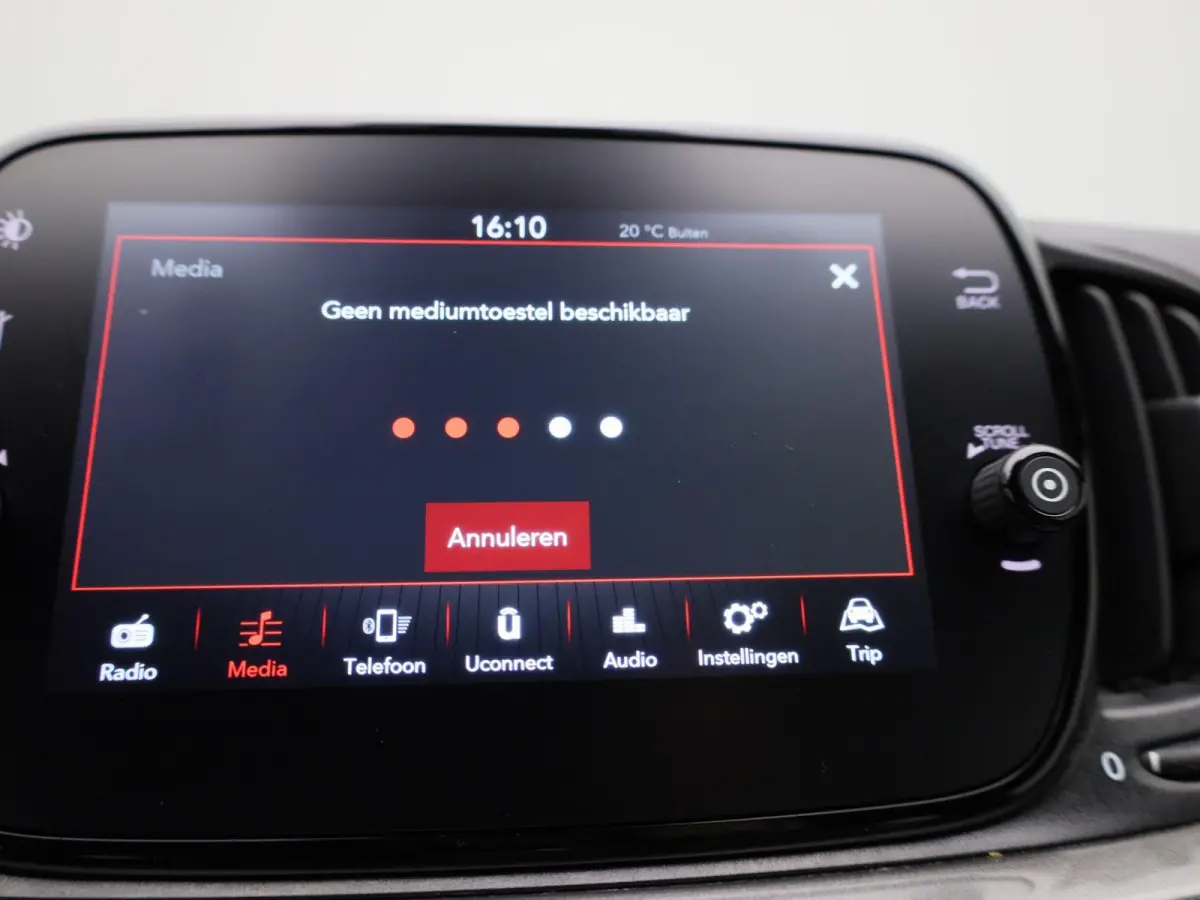 1.0 Hybrid Dolcevita | BLUETOOTH | DAB RADIO | CRUISE CONTROL | LICHTMETALEN VELGEN | LED DAGRIJVERLICHTING | MULTIFUNCTIONEEL STUURWIEL | AIRCO |