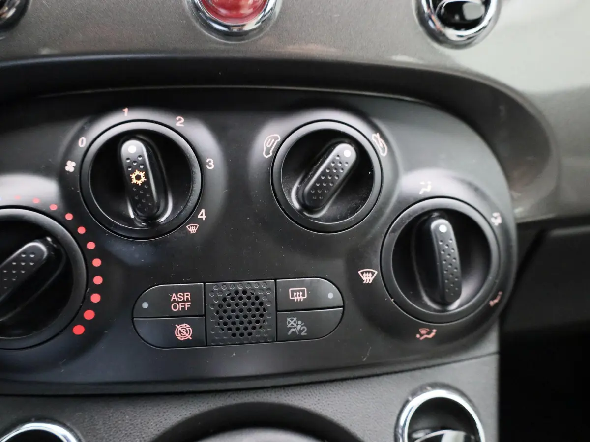 1.0 Hybrid Dolcevita | BLUETOOTH | DAB RADIO | CRUISE CONTROL | LICHTMETALEN VELGEN | LED DAGRIJVERLICHTING | MULTIFUNCTIONEEL STUURWIEL | AIRCO |