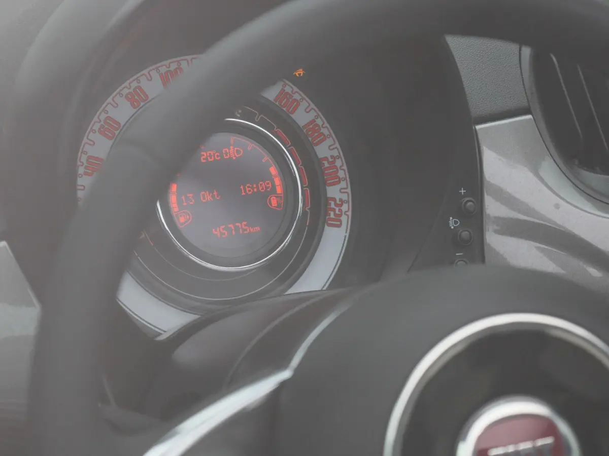 1.0 Hybrid Dolcevita | BLUETOOTH | DAB RADIO | CRUISE CONTROL | LICHTMETALEN VELGEN | LED DAGRIJVERLICHTING | MULTIFUNCTIONEEL STUURWIEL | AIRCO |