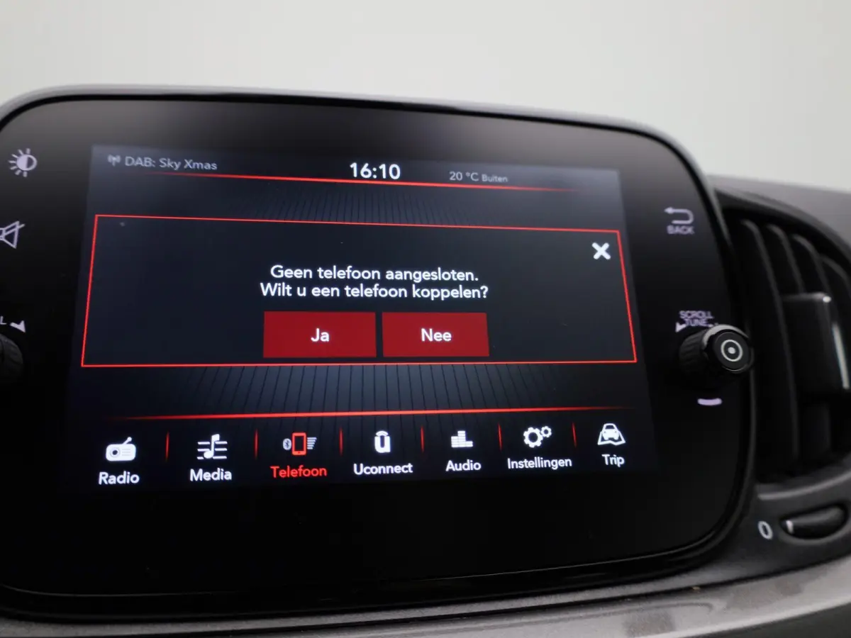 1.0 Hybrid Dolcevita | BLUETOOTH | DAB RADIO | CRUISE CONTROL | LICHTMETALEN VELGEN | LED DAGRIJVERLICHTING | MULTIFUNCTIONEEL STUURWIEL | AIRCO |
