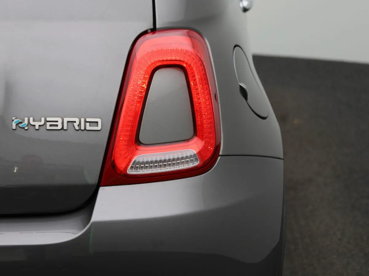 1.0 Hybrid Dolcevita | BLUETOOTH | DAB RADIO | CRUISE CONTROL | LICHTMETALEN VELGEN | LED DAGRIJVERLICHTING | MULTIFUNCTIONEEL STUURWIEL | AIRCO |