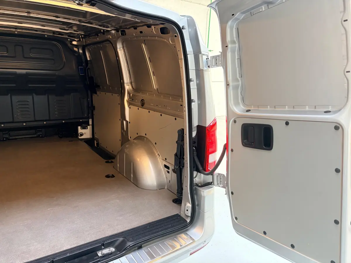Automaat 116 CDI 160pk euro6 Lang L2H1, 3Persoons, Airco, CruiseControl, Navigatie, Trekhaak, RIJKLAARPRIJS!