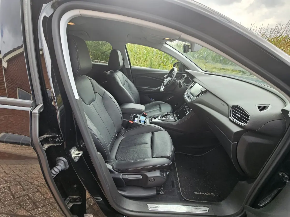 1.6 Turbo Hybrid Elegance Elek. Stoelen met Geheugen | Stoelverwarming en Ventialtie | Camera | Trekhaak | Carplay | Keyless | Achteruitrijcamera | Apple Carplay/Android Auto|telefoonintegra