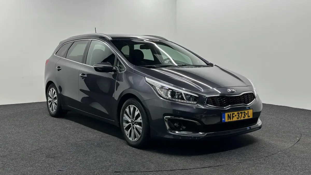cee'd 1.6 GDI DynamicLine 74000 KM TREKHAAK CRUISE