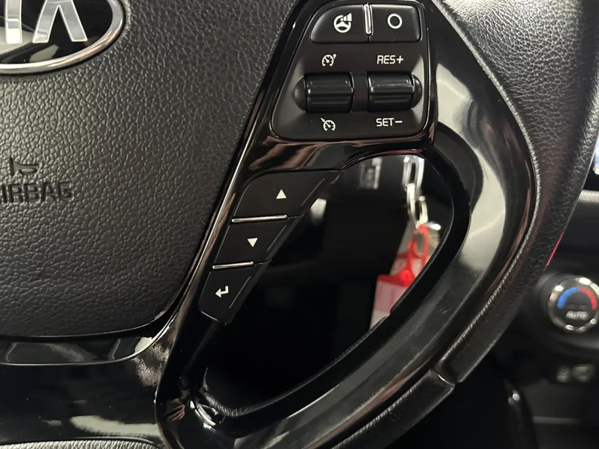 cee'd 1.6 GDI DynamicLine 74000 KM TREKHAAK CRUISE