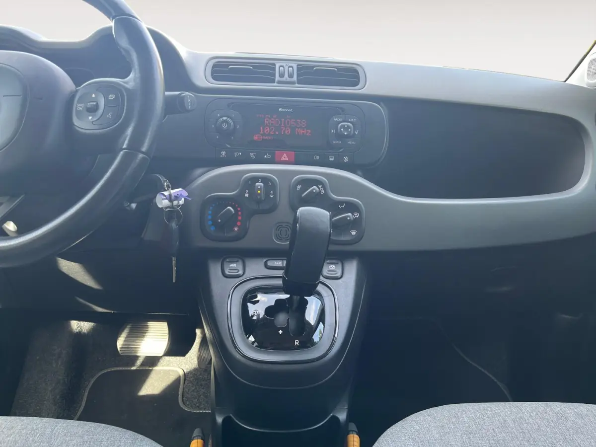 0.9 TwinAir Lounge | Automaat | Trekhaak | Parkeersensoren | Airco |