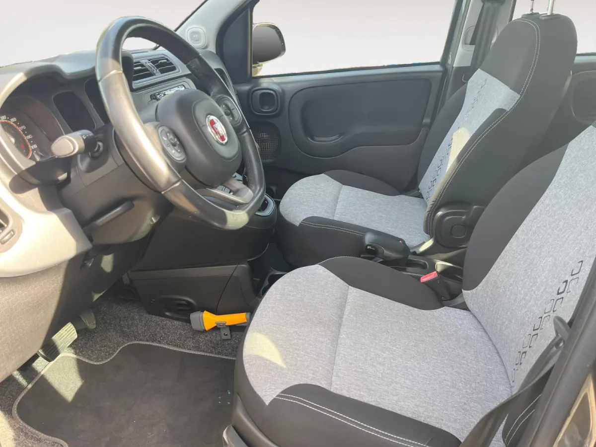 0.9 TwinAir Lounge | Automaat | Trekhaak | Parkeersensoren | Airco |