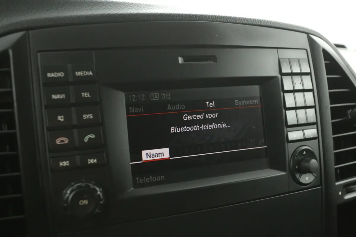111 CDI Lang | Airco | Camera | Cruise | 3 Zits | Trekhaak | Navi | Parkeersens.