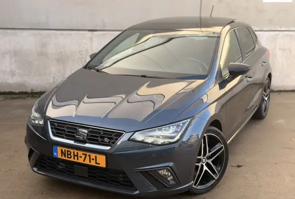 FR 1.0 TSI DSG Pano Navi CarPlay LED 18'' Stoelverwarming