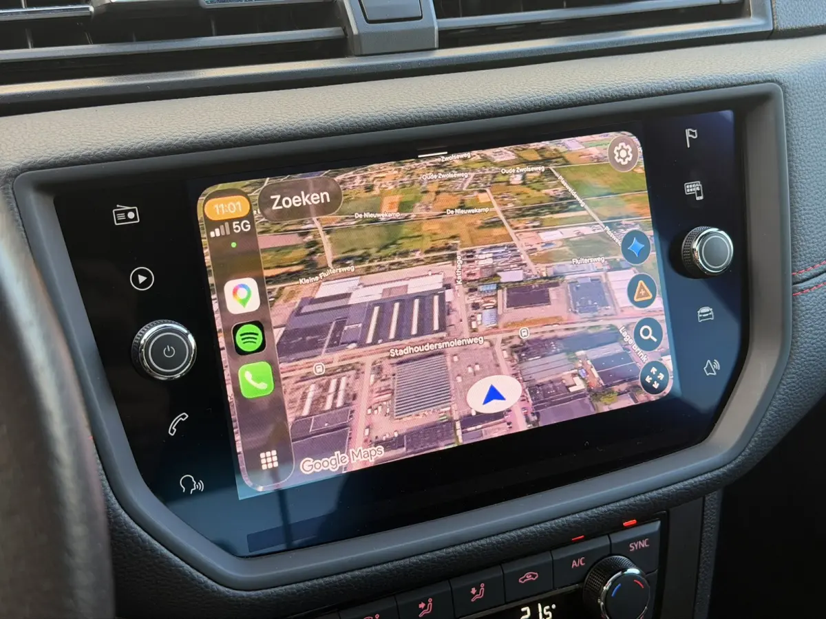 FR 1.0 TSI DSG Pano Navi CarPlay LED 18'' Stoelverwarming