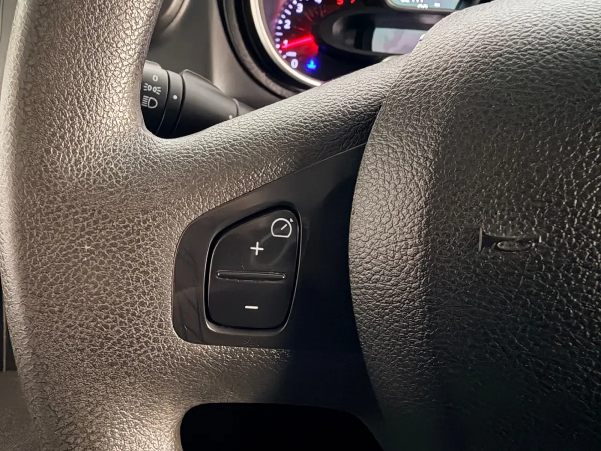 Automaat 2.0 dCi 145pk euro6 T29 L1H1 Comfort, 3Persoons, Sortimo kasten Imperiaal Trekhaak Omvormer RIJKLAARPRIJS