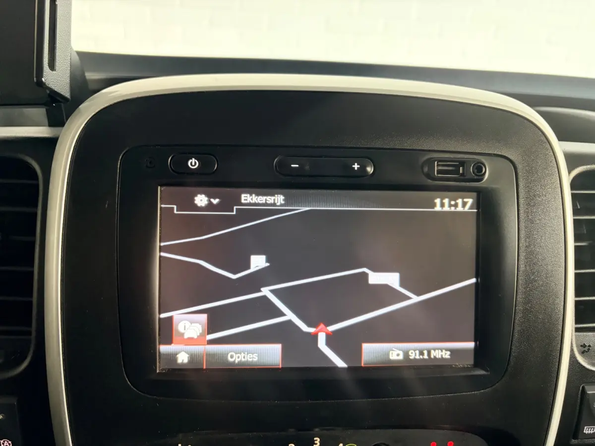 Automaat 2.0 dCi 145pk euro6 T29 L1H1 Comfort, 3Persoons, Sortimo kasten Imperiaal Trekhaak Omvormer RIJKLAARPRIJS