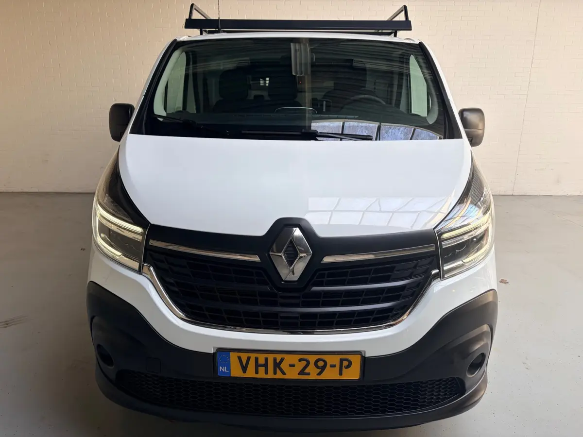 Automaat 2.0 dCi 145pk euro6 T29 L1H1 Comfort, 3Persoons, Sortimo kasten Imperiaal Trekhaak Omvormer RIJKLAARPRIJS