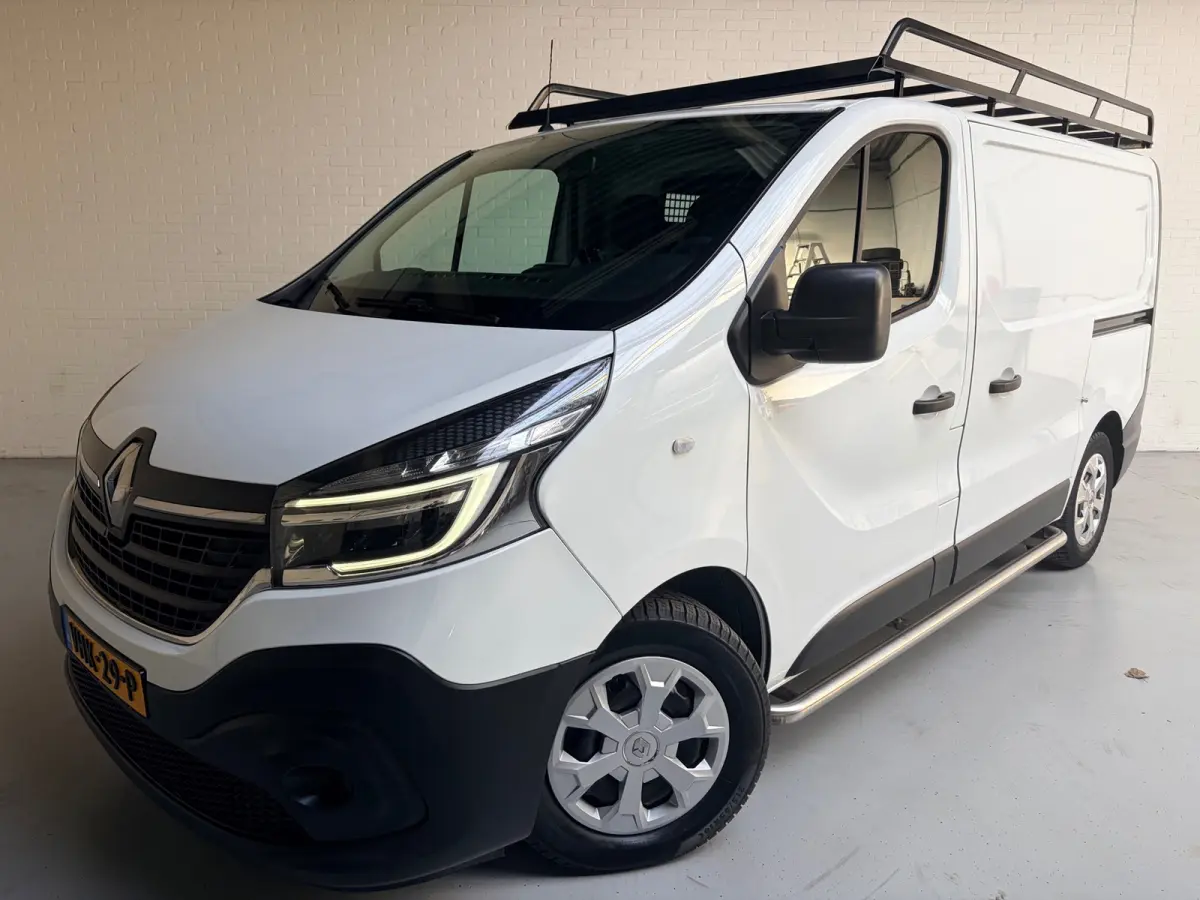 Automaat 2.0 dCi 145pk euro6 T29 L1H1 Comfort, 3Persoons, Sortimo kasten Imperiaal Trekhaak Omvormer RIJKLAARPRIJS