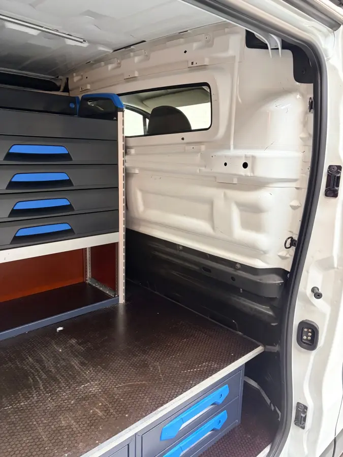 Automaat 2.0 dCi 145pk euro6 T29 L1H1 Comfort, 3Persoons, Sortimo kasten Imperiaal Trekhaak Omvormer RIJKLAARPRIJS