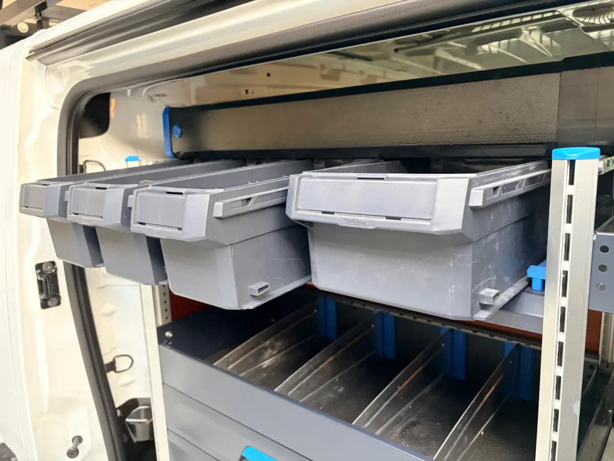 Automaat 2.0 dCi 145pk euro6 T29 L1H1 Comfort, 3Persoons, Sortimo kasten Imperiaal Trekhaak Omvormer RIJKLAARPRIJS