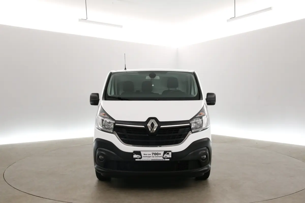 2.0 dCi 145PK L2H1 | Airco | Camera | Cruise | 3 Zits | Carplay | Parkeersens.