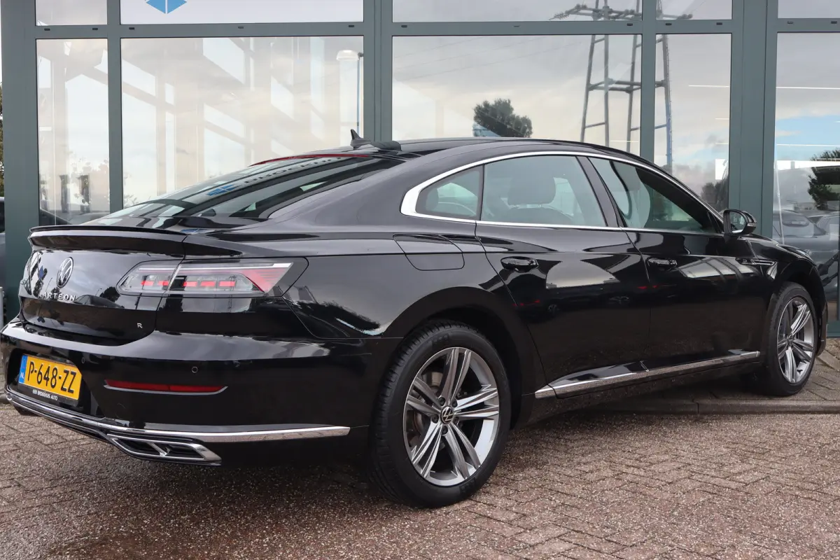 1.4 TSI eHybrid R-Line Business+ 217PK | Apple Carplay/Android Auto|telefoonintegratie premium | Cruise control adaptief | Keyless start
