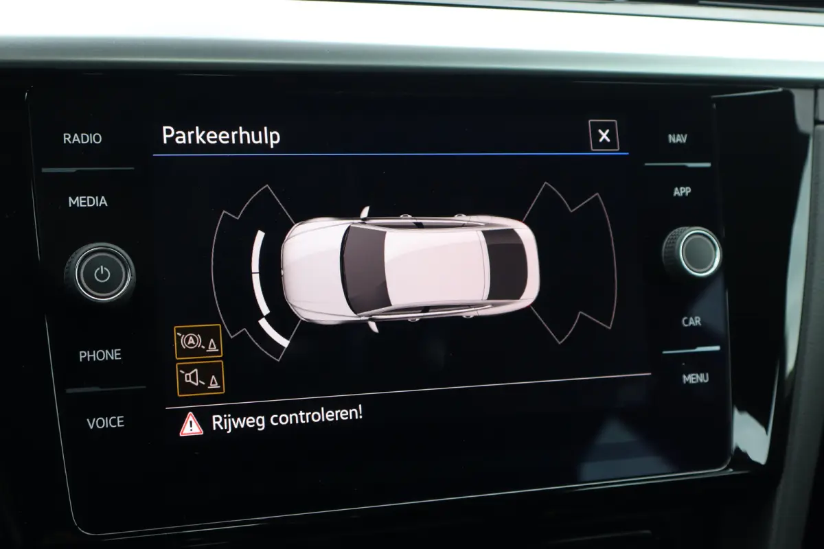 1.4 TSI eHybrid R-Line Business+ 217PK | Apple Carplay/Android Auto|telefoonintegratie premium | Cruise control adaptief | Keyless start