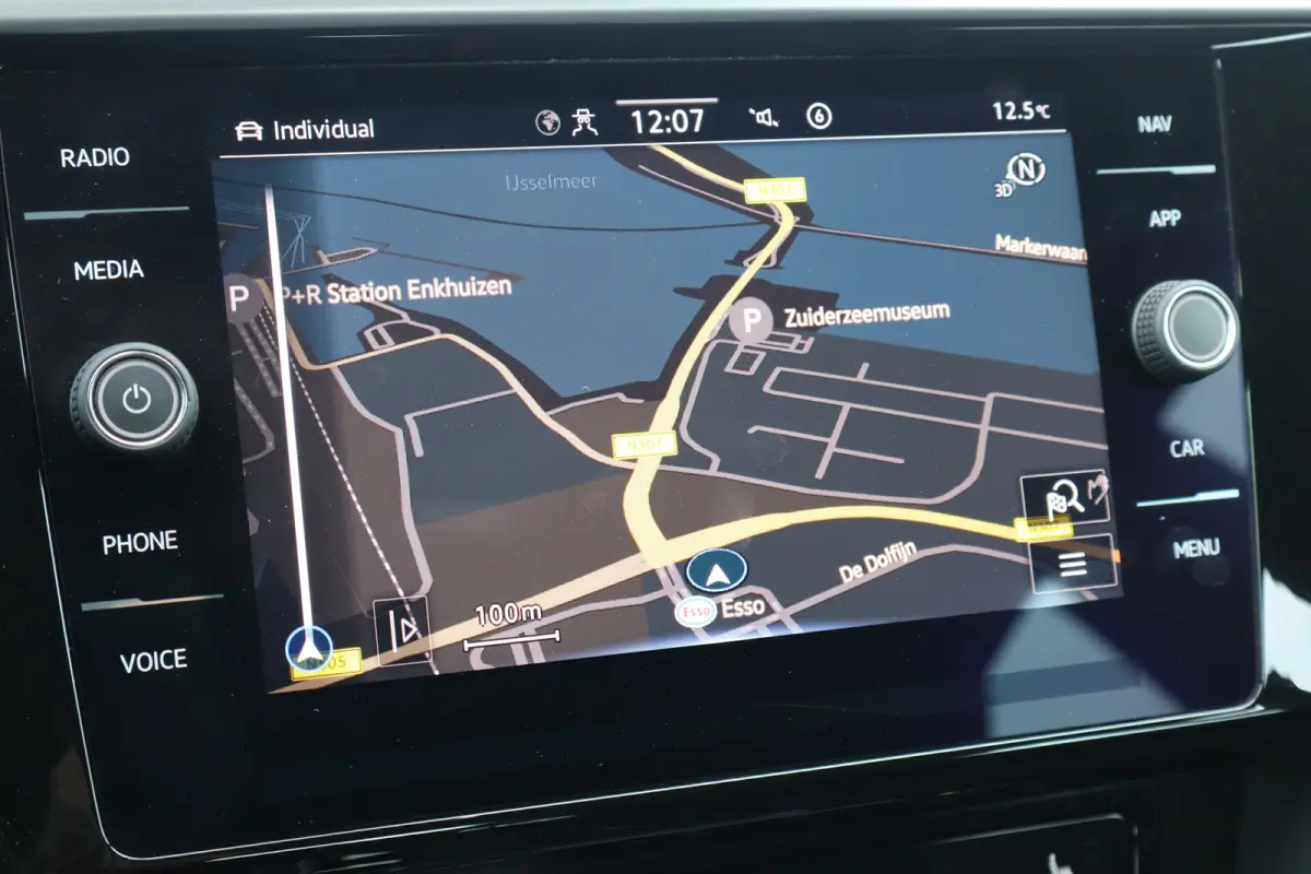 1.4 TSI eHybrid R-Line Business+ 217PK | Apple Carplay/Android Auto|telefoonintegratie premium | Cruise control adaptief | Keyless start