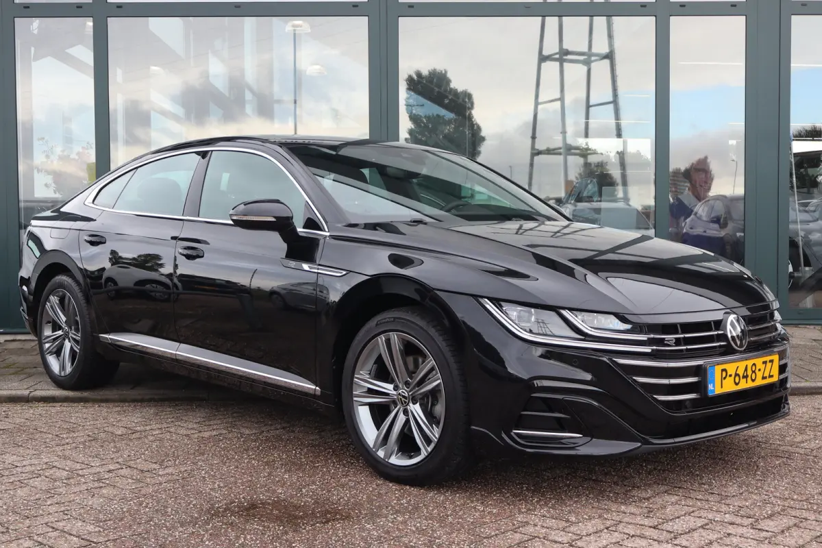 1.4 TSI eHybrid R-Line Business+ 217PK | Apple Carplay/Android Auto|telefoonintegratie premium | Cruise control adaptief | Keyless start