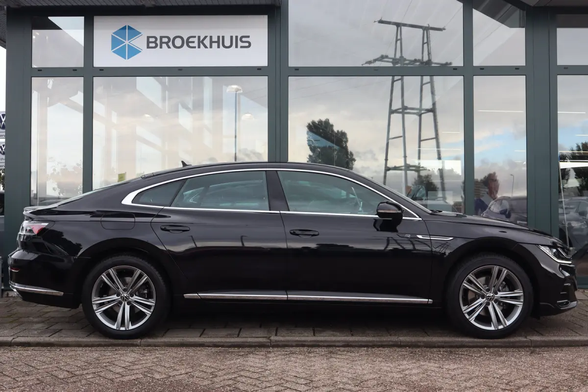 1.4 TSI eHybrid R-Line Business+ 217PK | Apple Carplay/Android Auto|telefoonintegratie premium | Cruise control adaptief | Keyless start