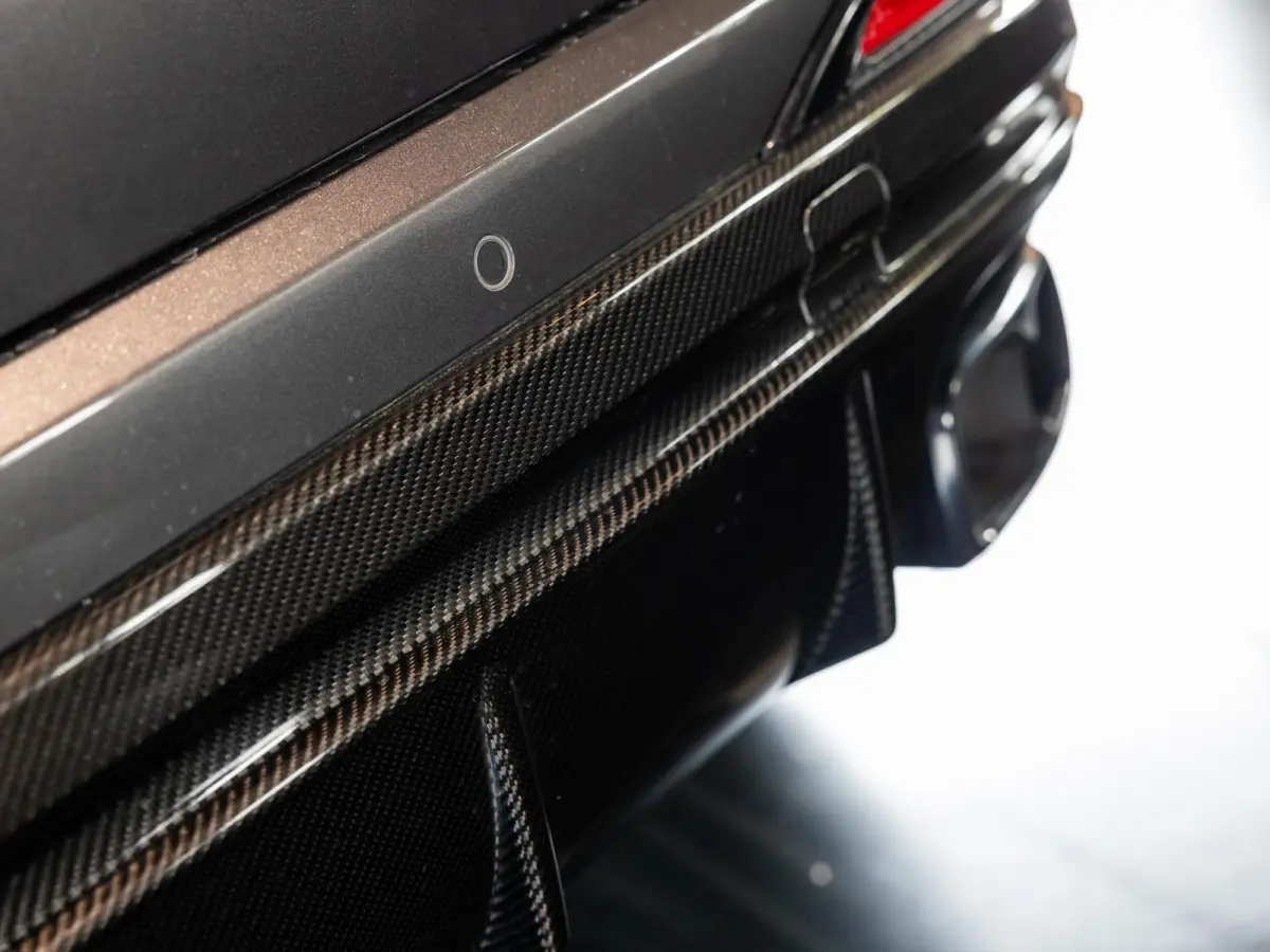 3.0 V6 Trofeo Rood leder | Panoramadak | Surround camera | Sonus Faber audio
