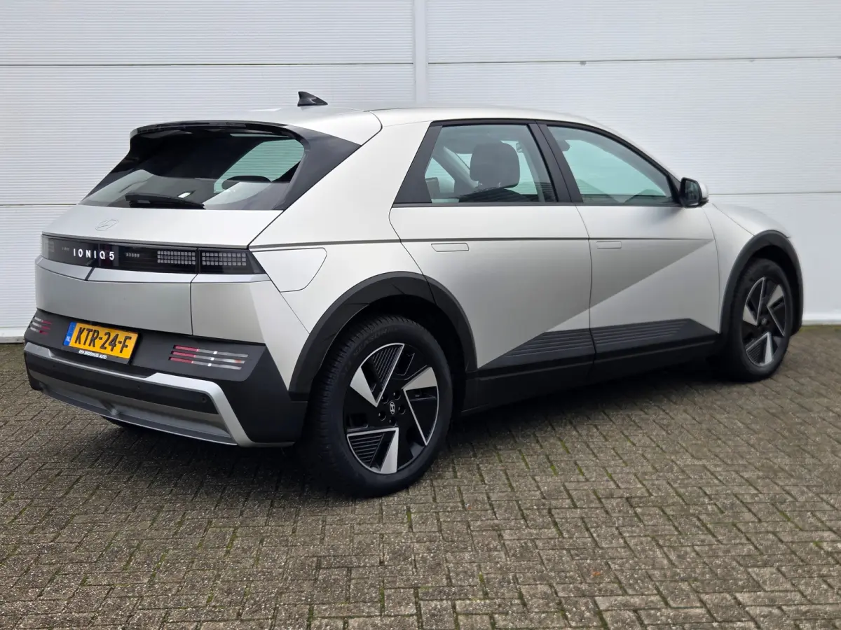 Connect Limited 84 kWh / Apple Carplay/Android Auto / Cruise control adaptief / Keyless start/entry