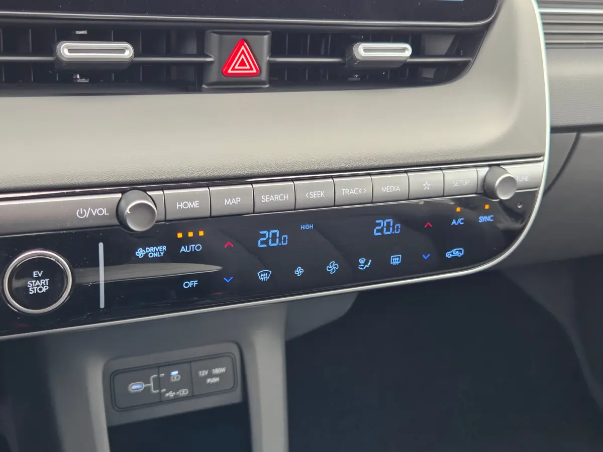 Connect Limited 84 kWh / Apple Carplay/Android Auto / Cruise control adaptief / Keyless start/entry