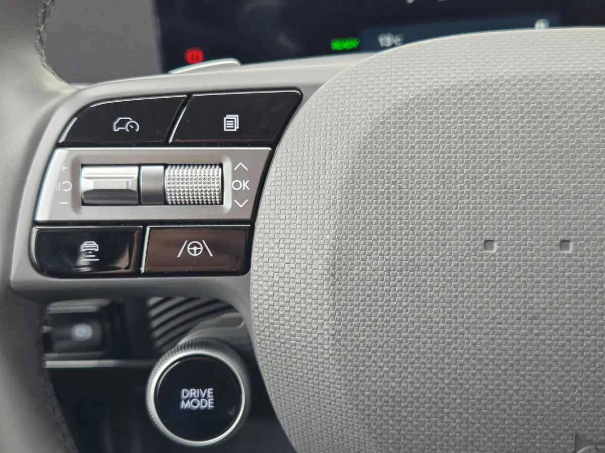 Connect Limited 84 kWh / Apple Carplay/Android Auto / Cruise control adaptief / Keyless start/entry