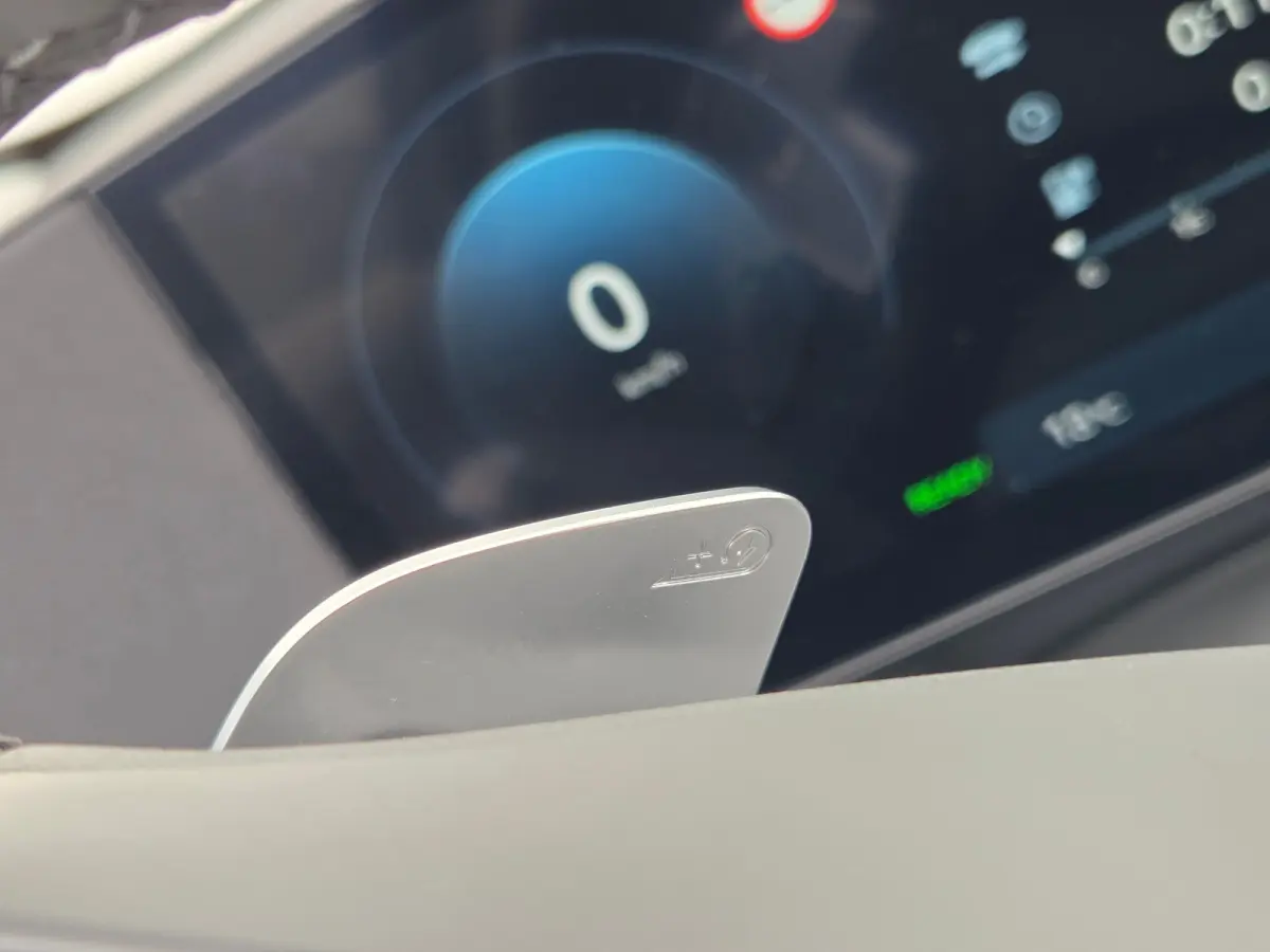 Connect Limited 84 kWh / Apple Carplay/Android Auto / Cruise control adaptief / Keyless start/entry